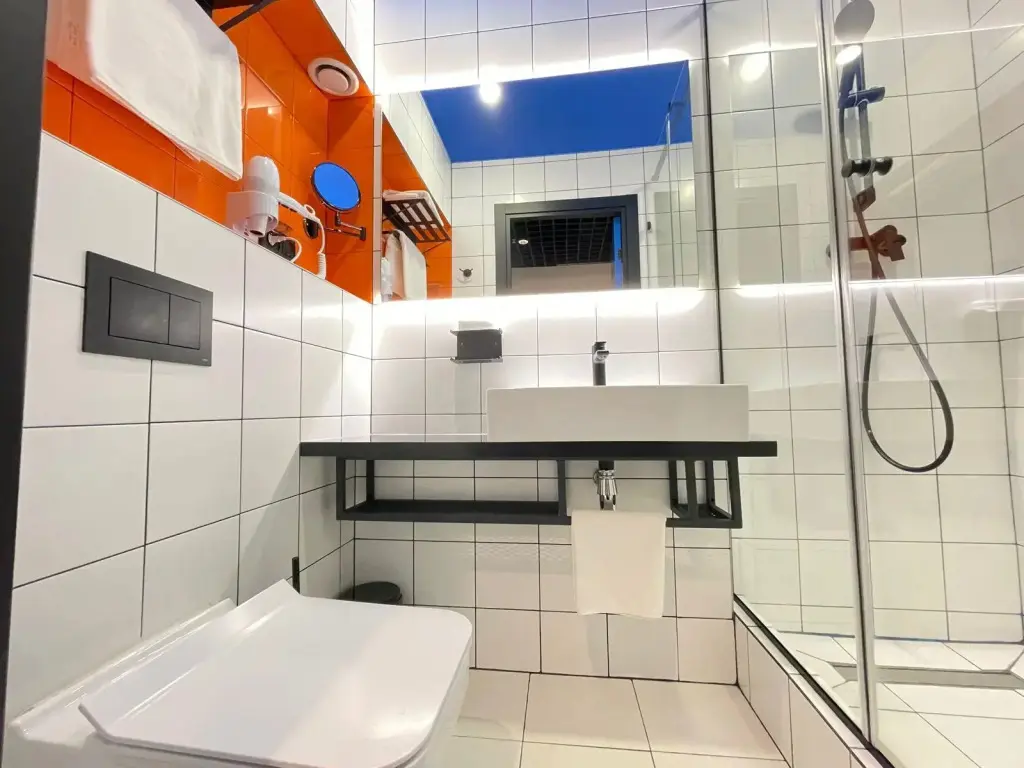 Санкт-Петербург: Apartamenty 2Nochi na ulice Ordzhonikidze 44A