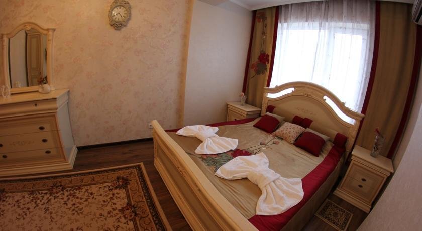Алматы: Alfarabi Home
