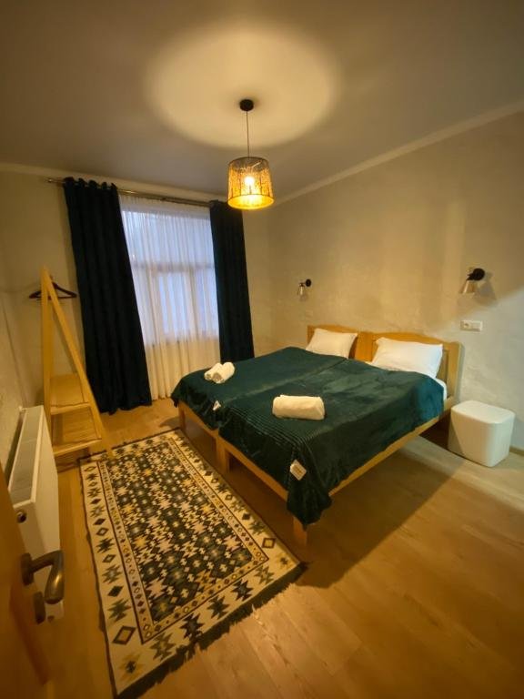 Местиа: Guesthouse SHAMPRIANI