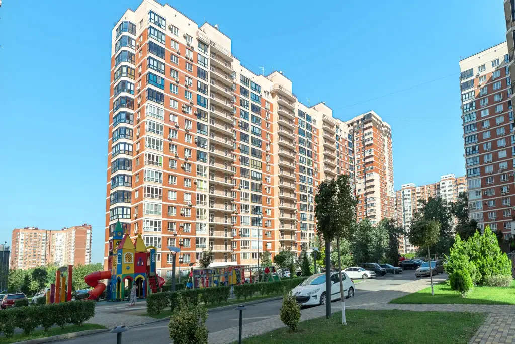 Краснодар: ТутЖивут на улице Героев Разведчиков 8 корпус 1