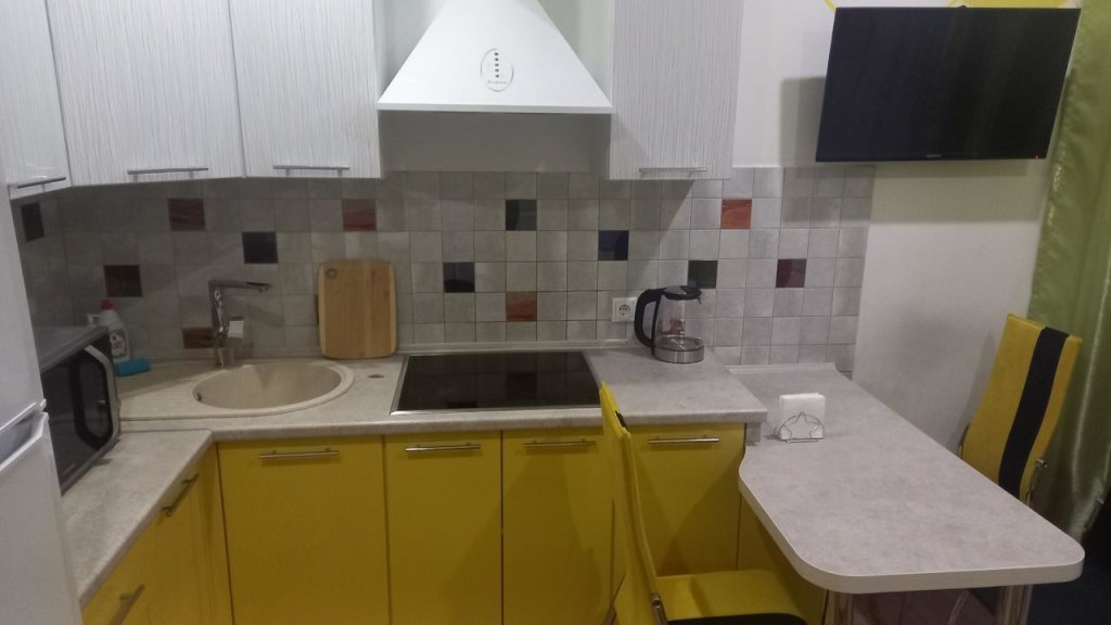 Курск: Aday Apartments (Эдэй Апартаменты) на улице Карла Маркса
