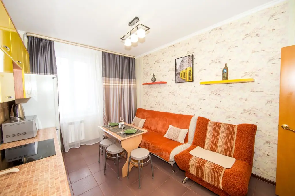 Курск: Aday Apartments (Эдэй Апартаменты) на улице Радищева 20