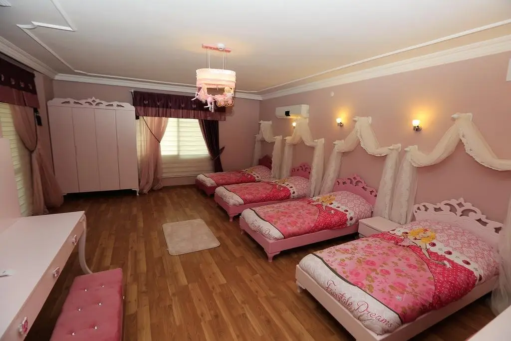 Мерсин: Kids Hotel