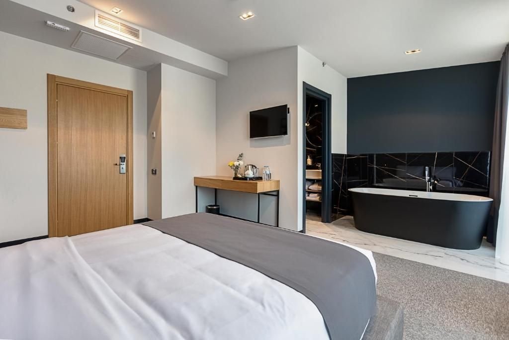 Тбилиси: Graf Hotel