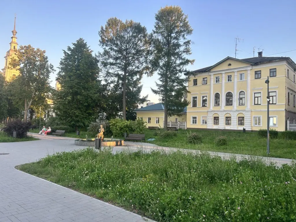 Кинешма: Квартира Двухкомнатная в Центре на Набережной