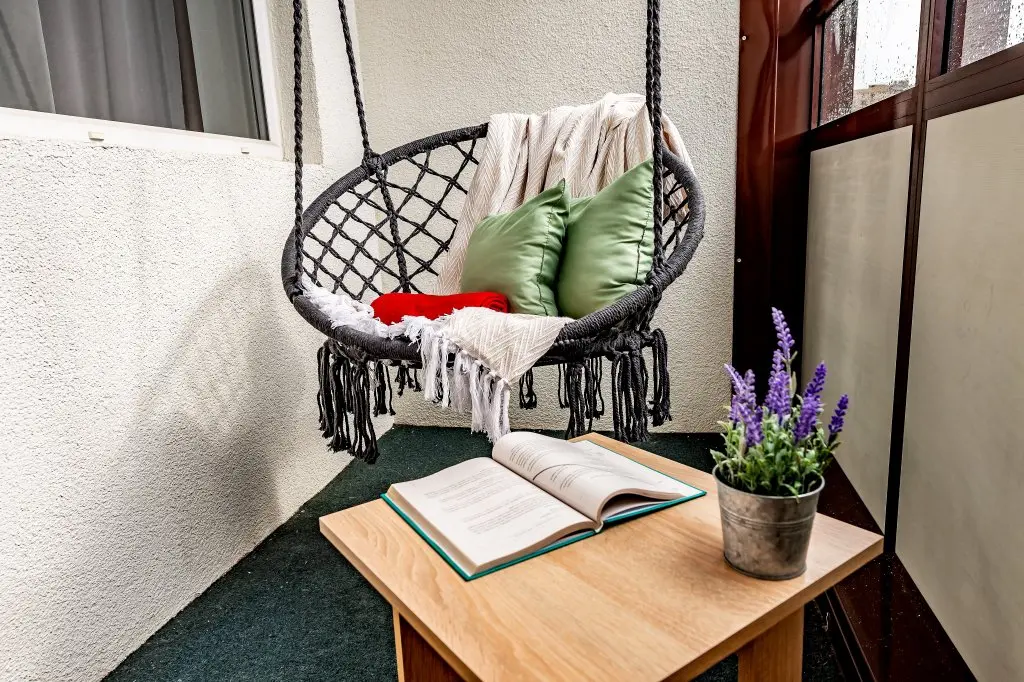 Санкт-Петербург: Квартира ApartMe Среднерогатская