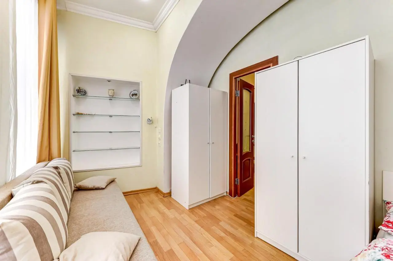 Sukhaparina: Enjoy St Isaak Square 3BR Apartment