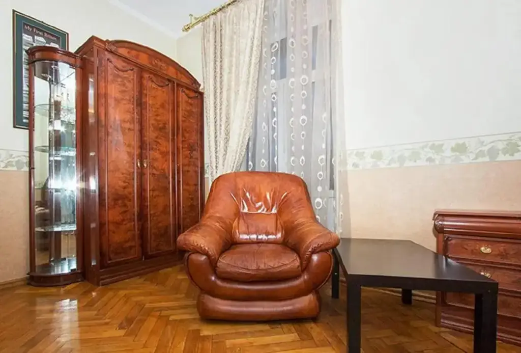 Москва: ApartLux (АпартЛюкс) на Генерала Ермолова