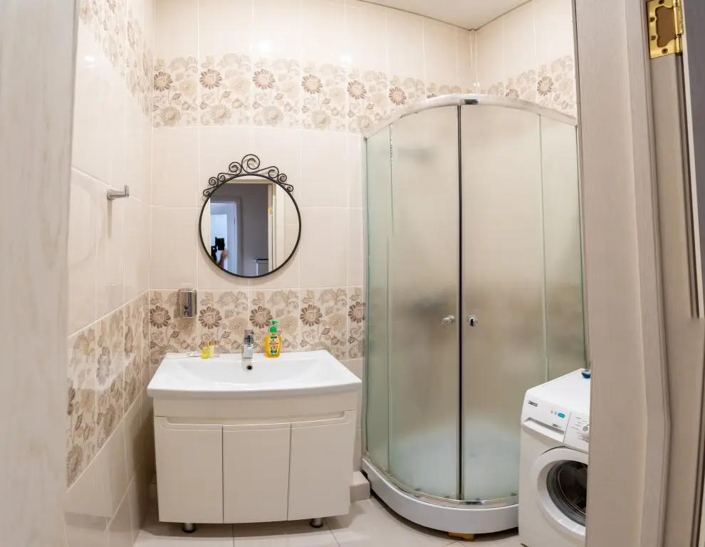 Павлодар: Kamzina 41 1 Apartments