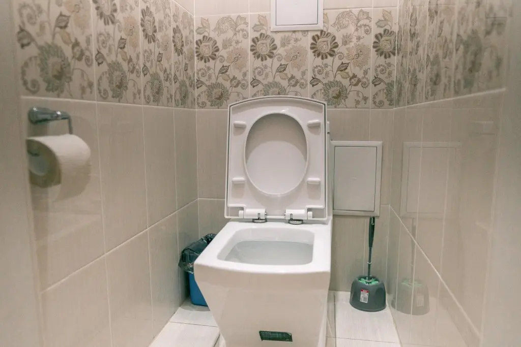 Павлодар: Kamzina 41 1 Apartments