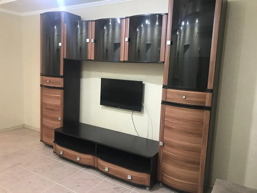 Павлодар: Kvartira Na Nazarbaeva 32 Apartments