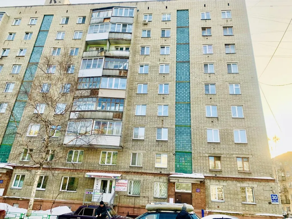 Новосибирск: Апартаменты на улице Челюскинцев 30