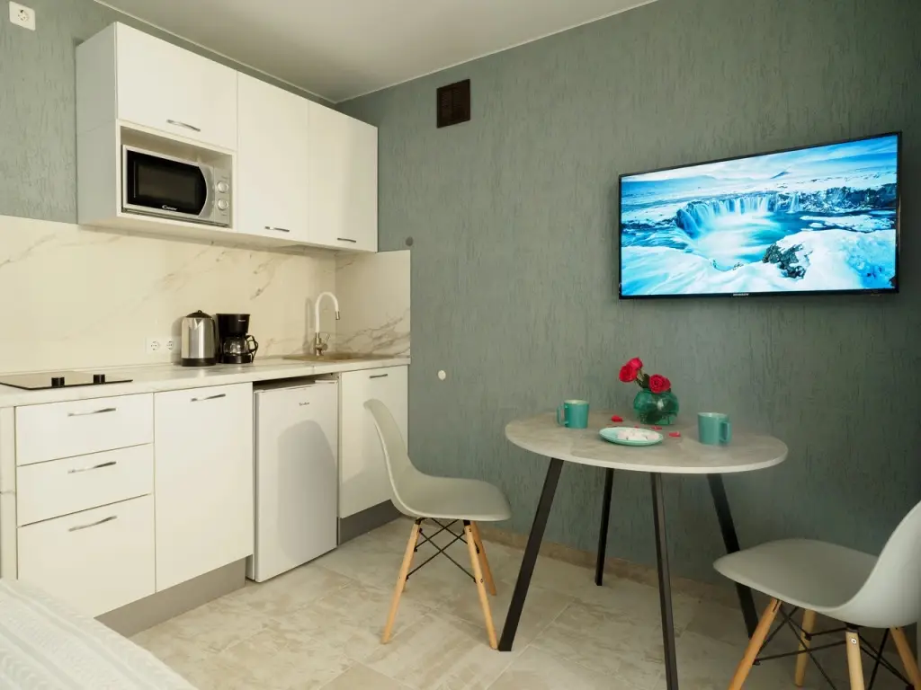carousel image 4