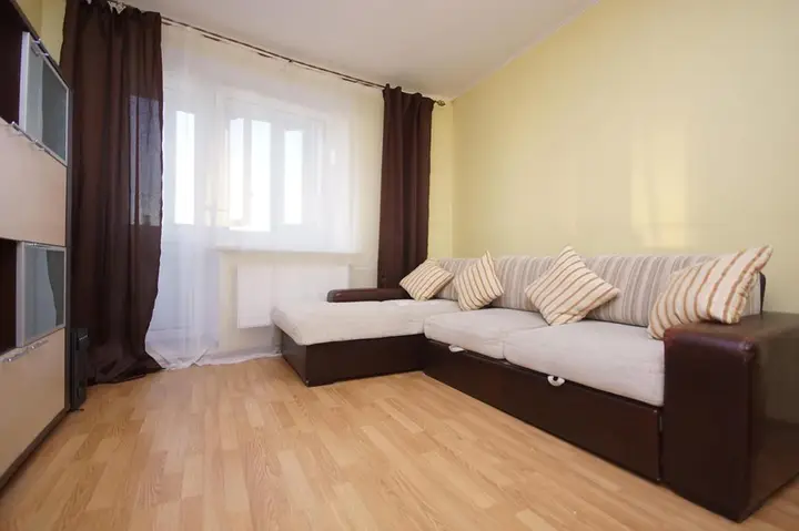 Санкт-Петербург: Apartments Latyshskikh Strelkov, 1