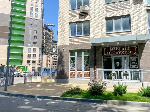 Апартаменты на проспекте Шолохова — фото 1