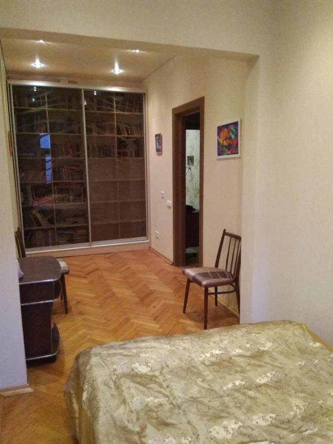 Санкт-Петербург: Уютная комната