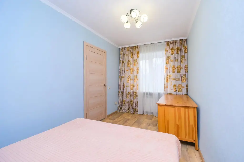 Новосибирск: Квартирка-НСК на улице Ватутина 15