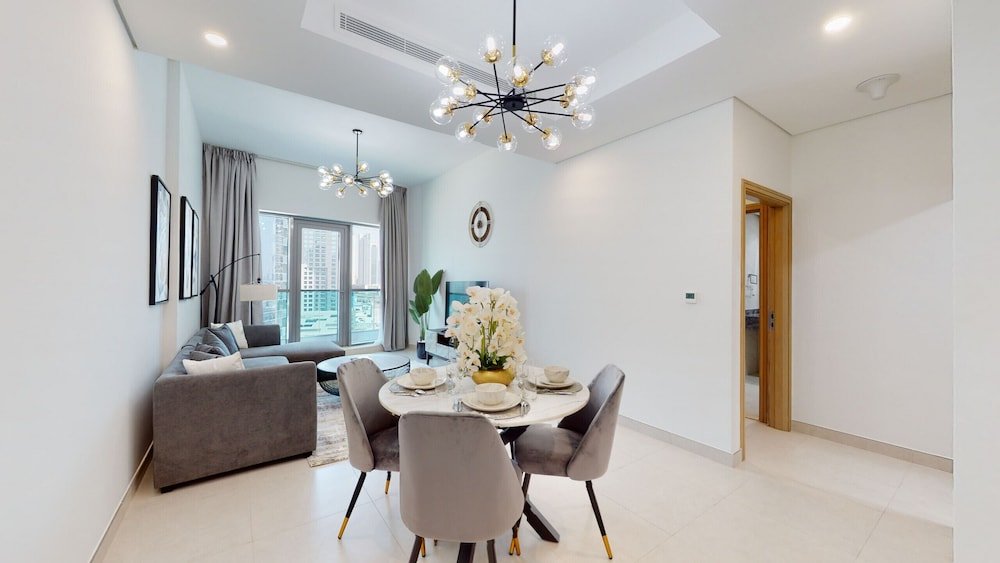Дубай: Business Bay - The Bay Tower 606