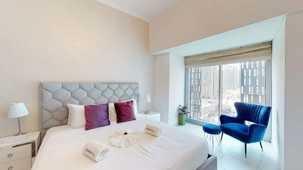 Дубай: Dubai Marina - Cayan Tower 1 1106