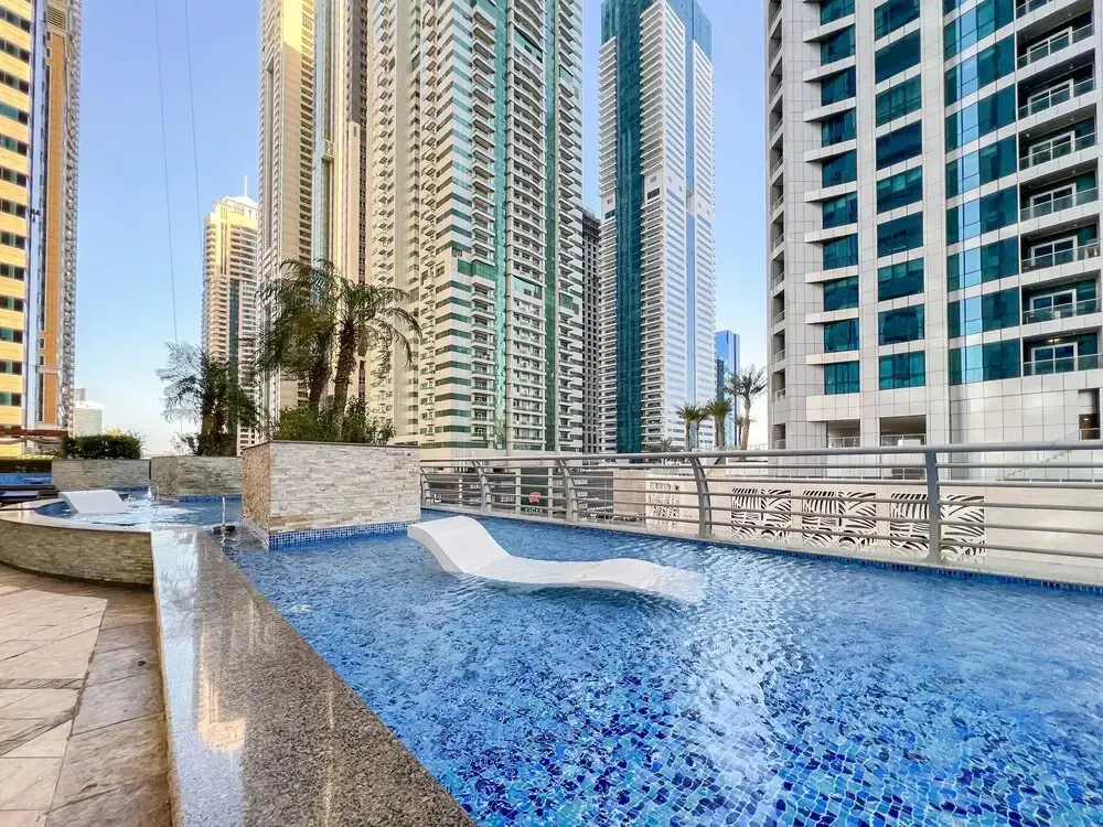 Дубай: Dubai Marina - Princess Tower 6710