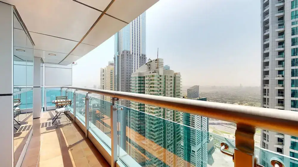Дубай: Dubai Marina - Princess Tower 6710