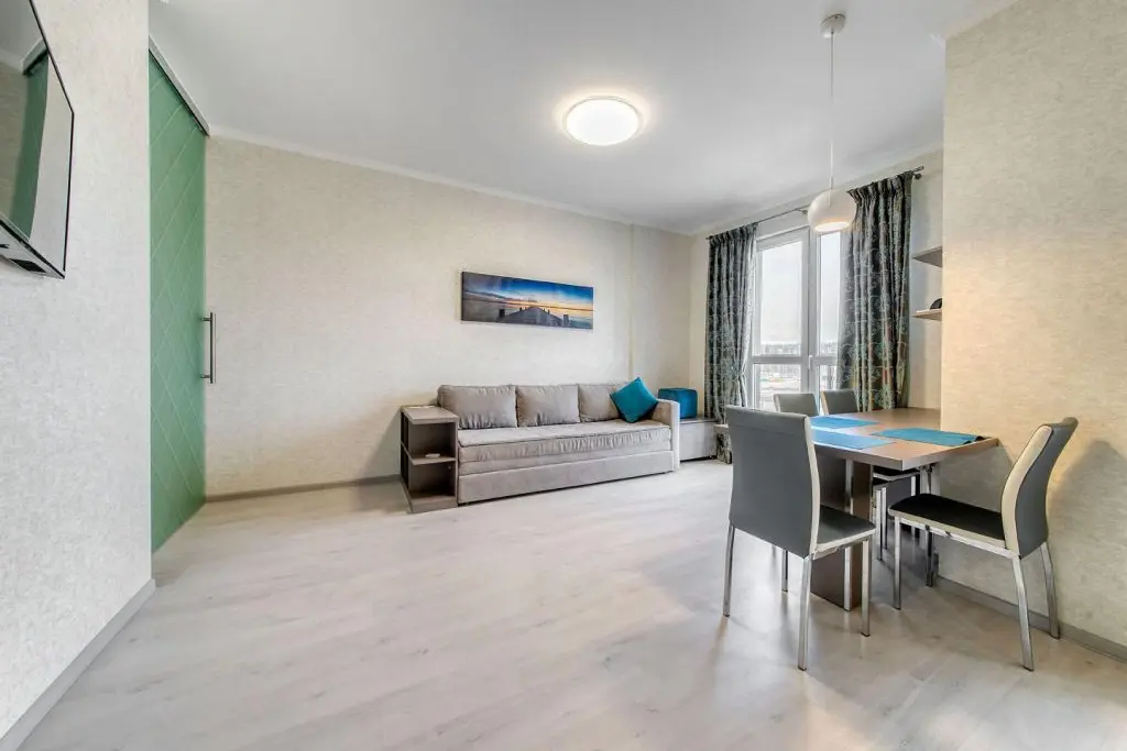 Минск: Bulbash Apartments (Бульбаш Апартаменты) на улице Туровского 12