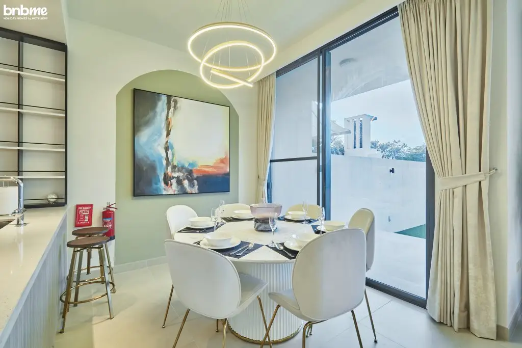 Дубай: Вилла Luxury Designer Interiors - Dubai Hills Mall - Bnbme-13