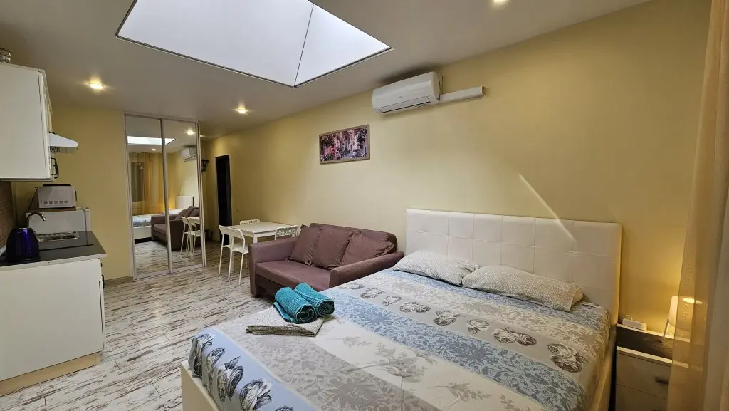 Сочи: Апартаменты Уютная студия на Роз 57 от HomeHotelSochi (2)