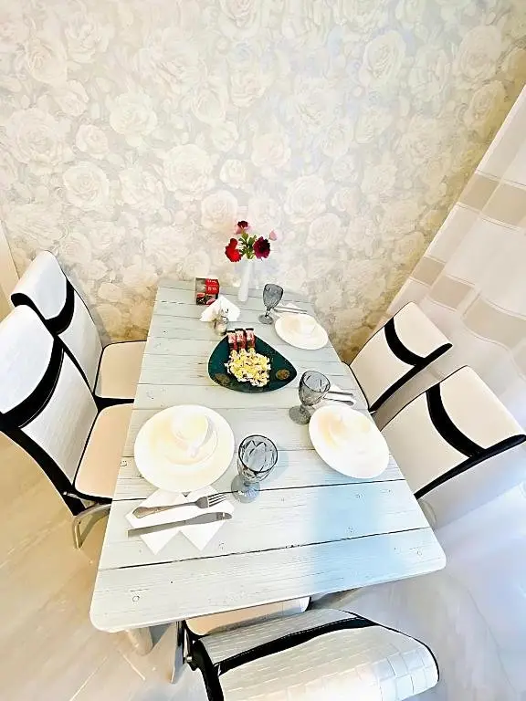 Атырау: Kulmanova 107, apartments overlooking the city center!