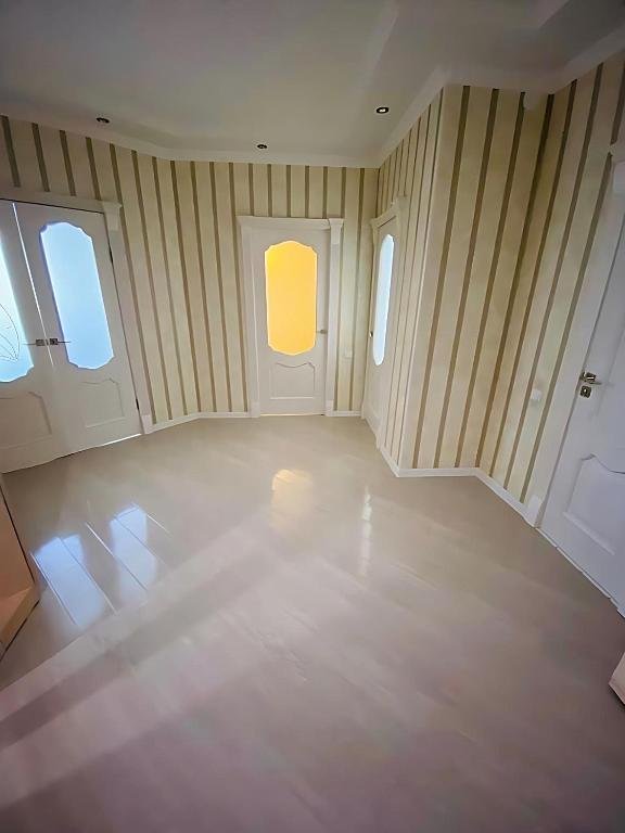 Атырау: Kulmanova 107, apartments overlooking the city center!