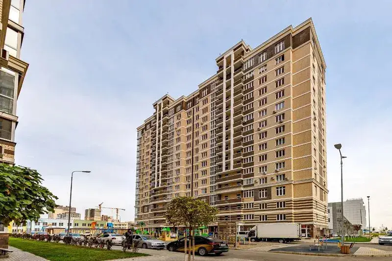 Апартаменты Апельсин на улице Конгрессная, д.19/1, корп 2 — фото 1