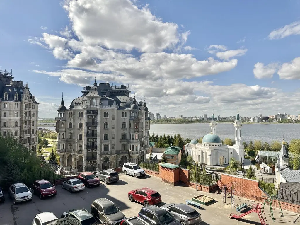 Казань: Artinvest (Артинвест) на улице Япеева