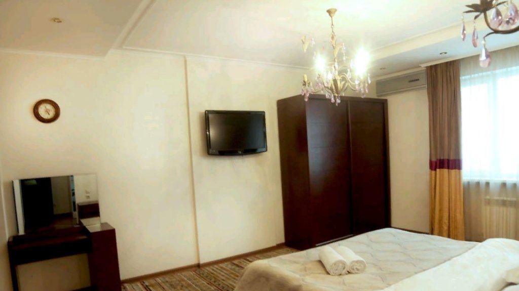 Алматы: Na Al Farabi 53 V Apartments