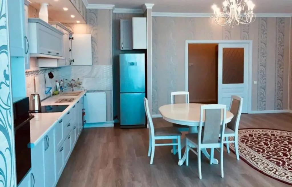 Алматы: Zhk Izumrud Apartments