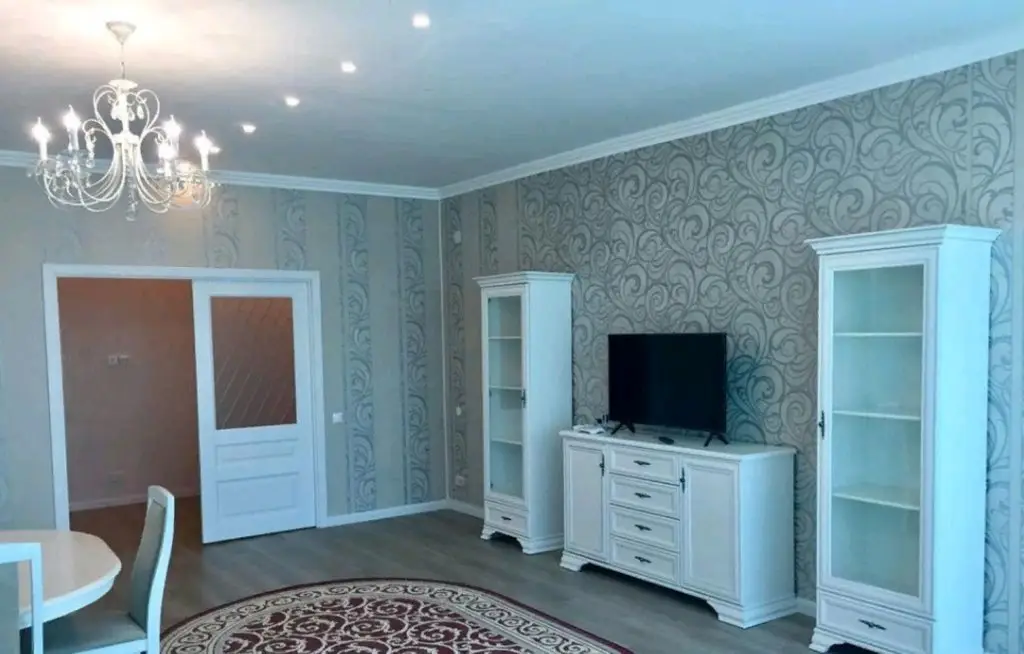 Алматы: Zhk Izumrud Apartments