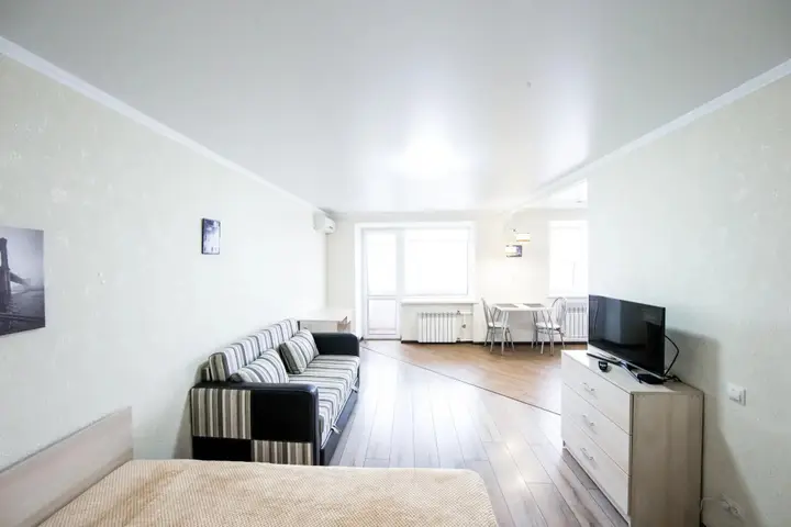 Курск: Aday Apartments (Эдэй Апартаменты) на улице Ленина 74