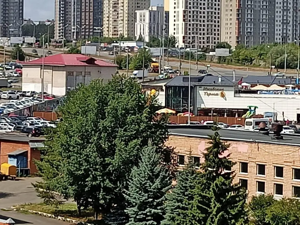 Ижевск: FreshHouse (ФрэшХаус) на улице имени Татьяны Барамзиной