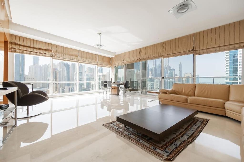 Дубай: Key View - Madina Tower