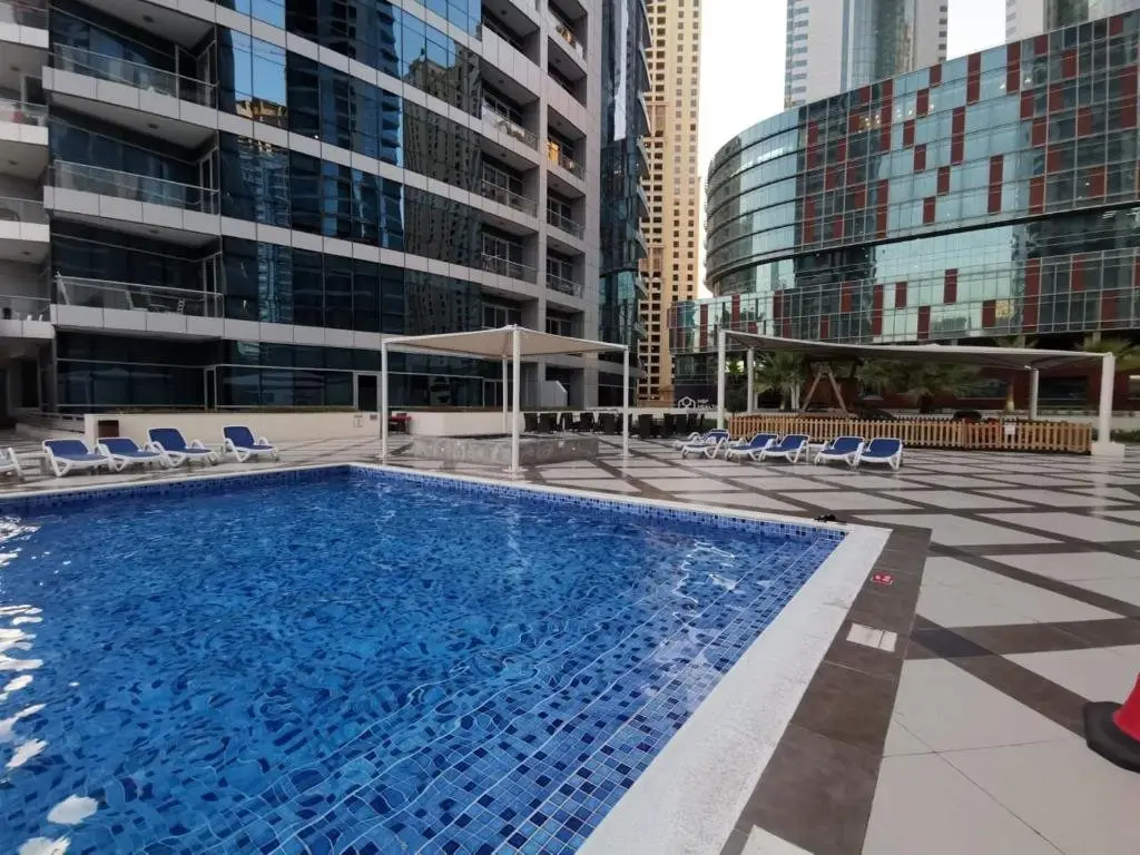 Дубай: Icon Casa Living - Bay Central Tower Marina View I