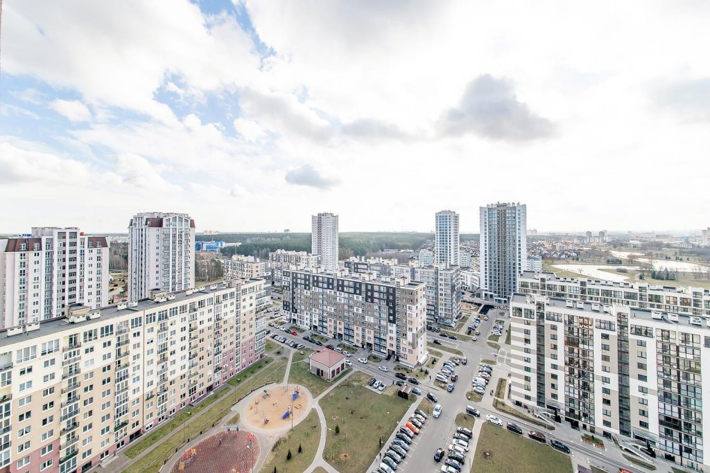 Минск: Bulbash Apartments (Бульбаш Апартаменты) на улице Мстиславца 8