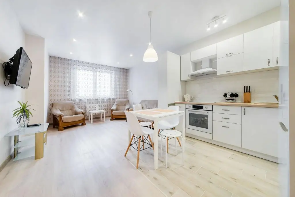 Минск: Bulbash Apartments (Бульбаш Апартаменты) на проспекте Дзержинского 11