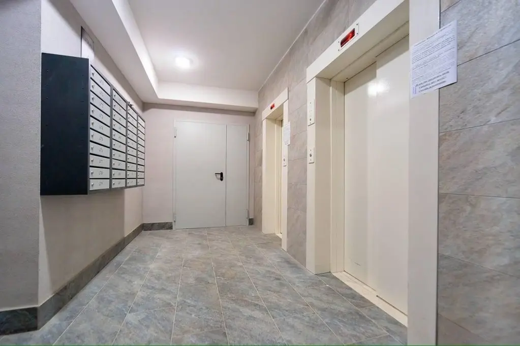 Минск: Bulbash Apartments (Бульбаш Апартаменты) на проспекте Дзержинского 11