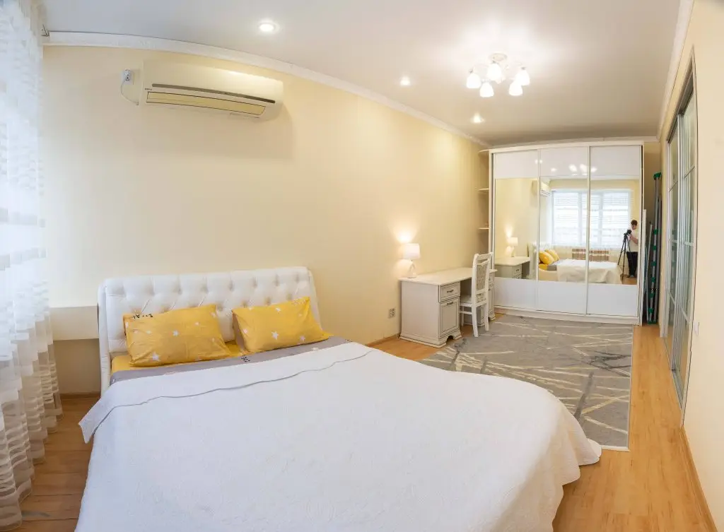 Павлодар: Elitnyie Na Isinalieva 1 Apartments