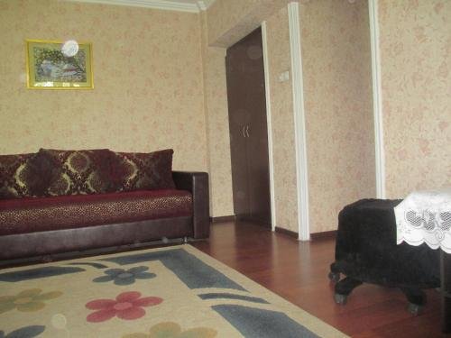 Алматы: Appartment na Suyunbaya 16