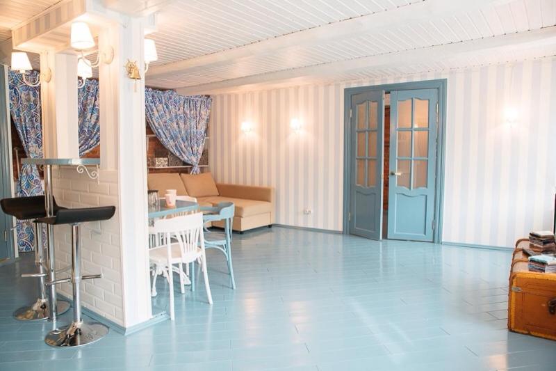Sukhaparina: Studio on Morskaya 25