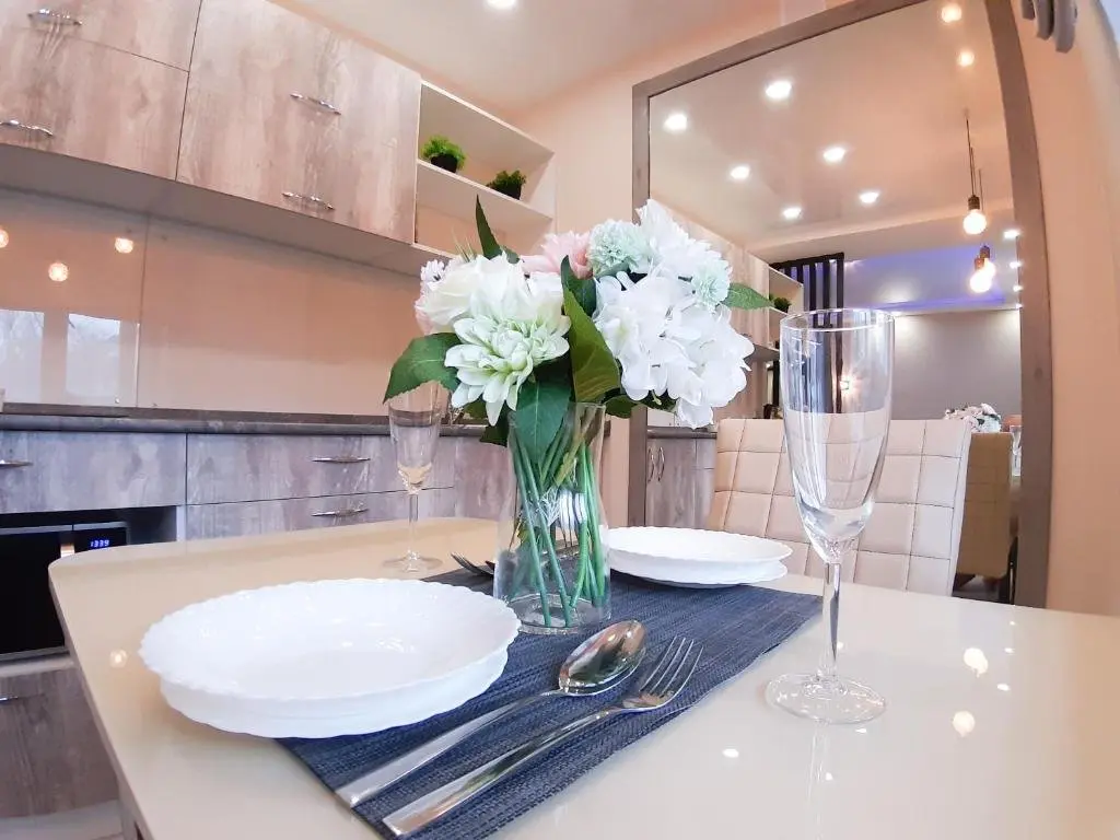 Усть-Каменогорск: Apartment on Potanina 16