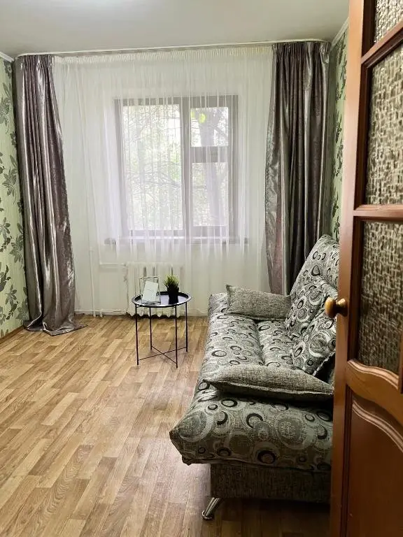 Превосходная 2-х комнатная квартира возле площади Первого президента — фото 1