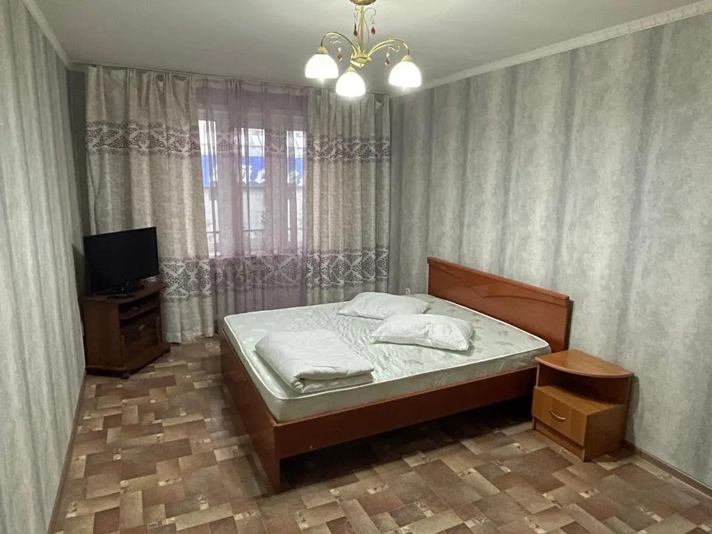 Петропавловск: 1-комнатная квартира в центре!