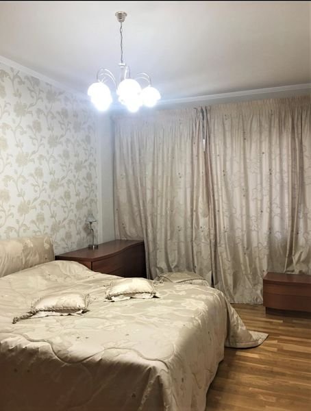 Ленск: Как Дома, Квартира На Ул. Победы, Д. 11
