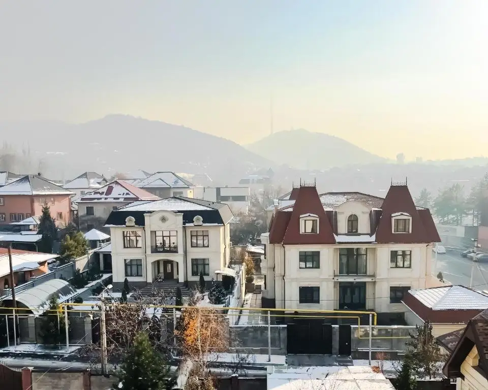 Алматы: East Palace Hotel